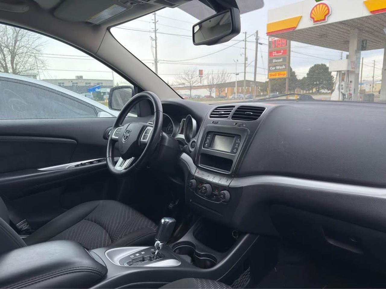 2012 Dodge Journey SXT Photo