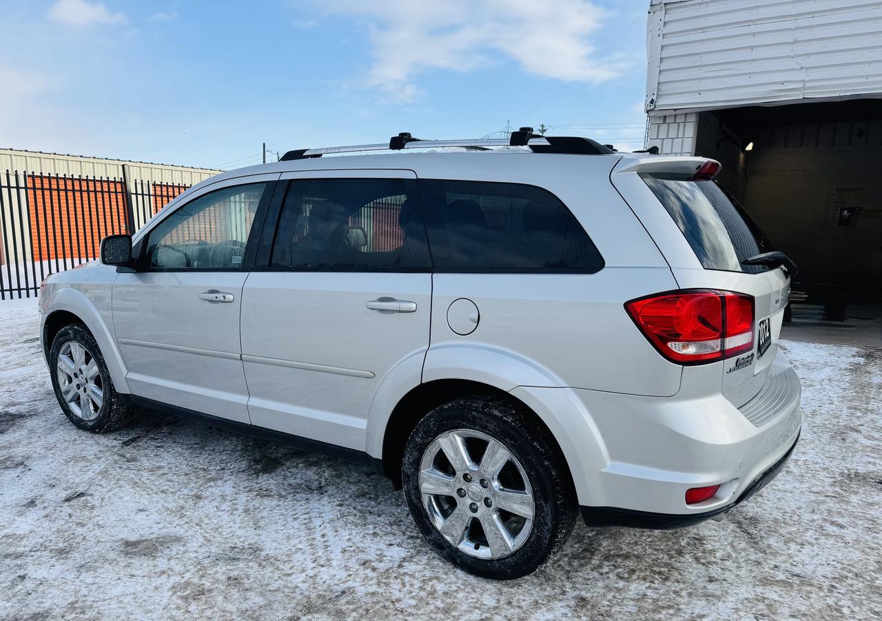 2012 Dodge Journey SXT Photo