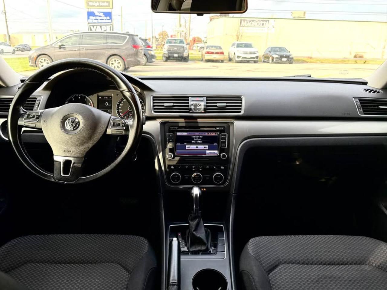 2015 Volkswagen Passat S Photo