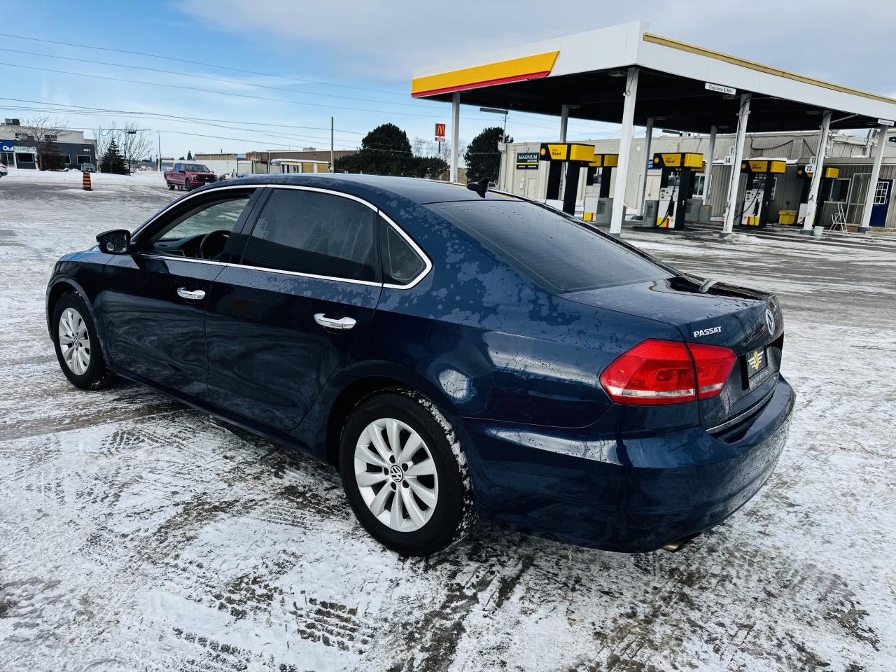 2015 Volkswagen Passat S Photo