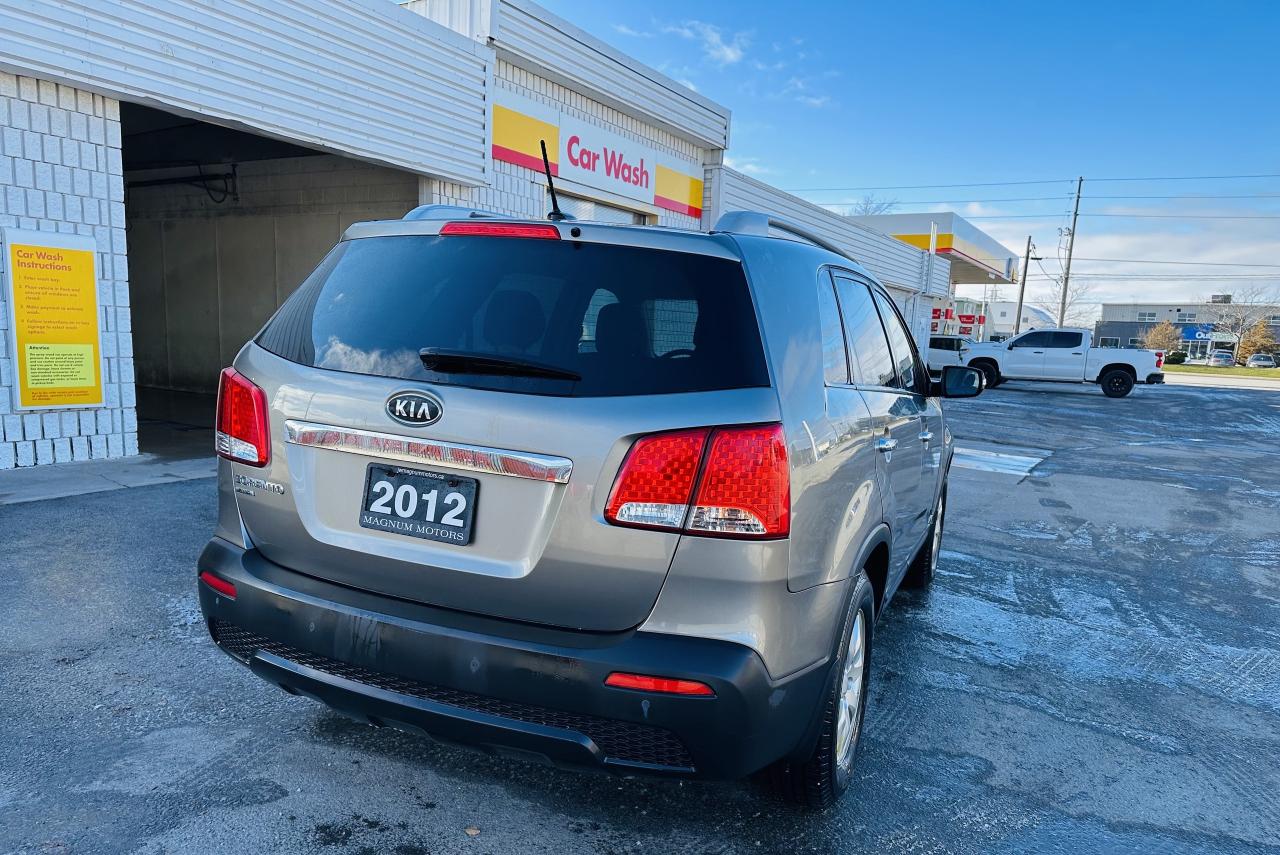 2012 Kia Sorento LX Photo
