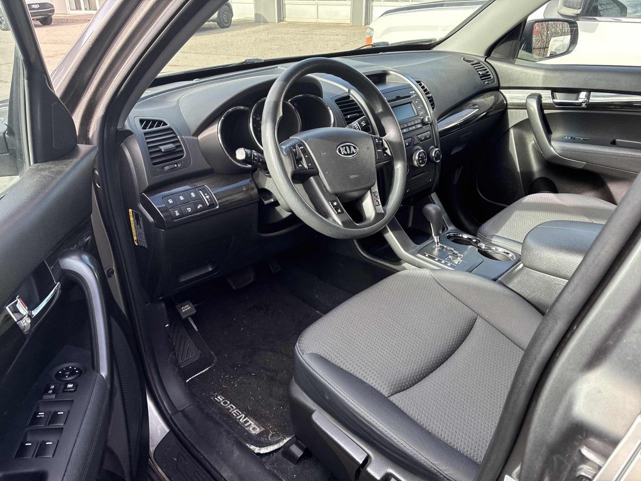 2012 Kia Sorento LX Photo