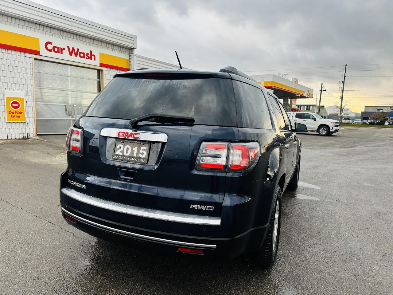 2015 GMC Acadia SLE1 Photo