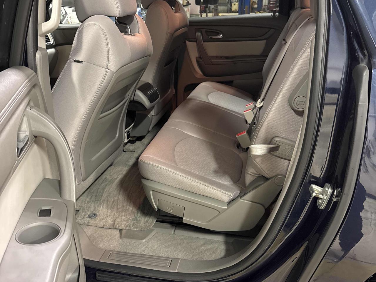 2015 GMC Acadia SLE1 Photo