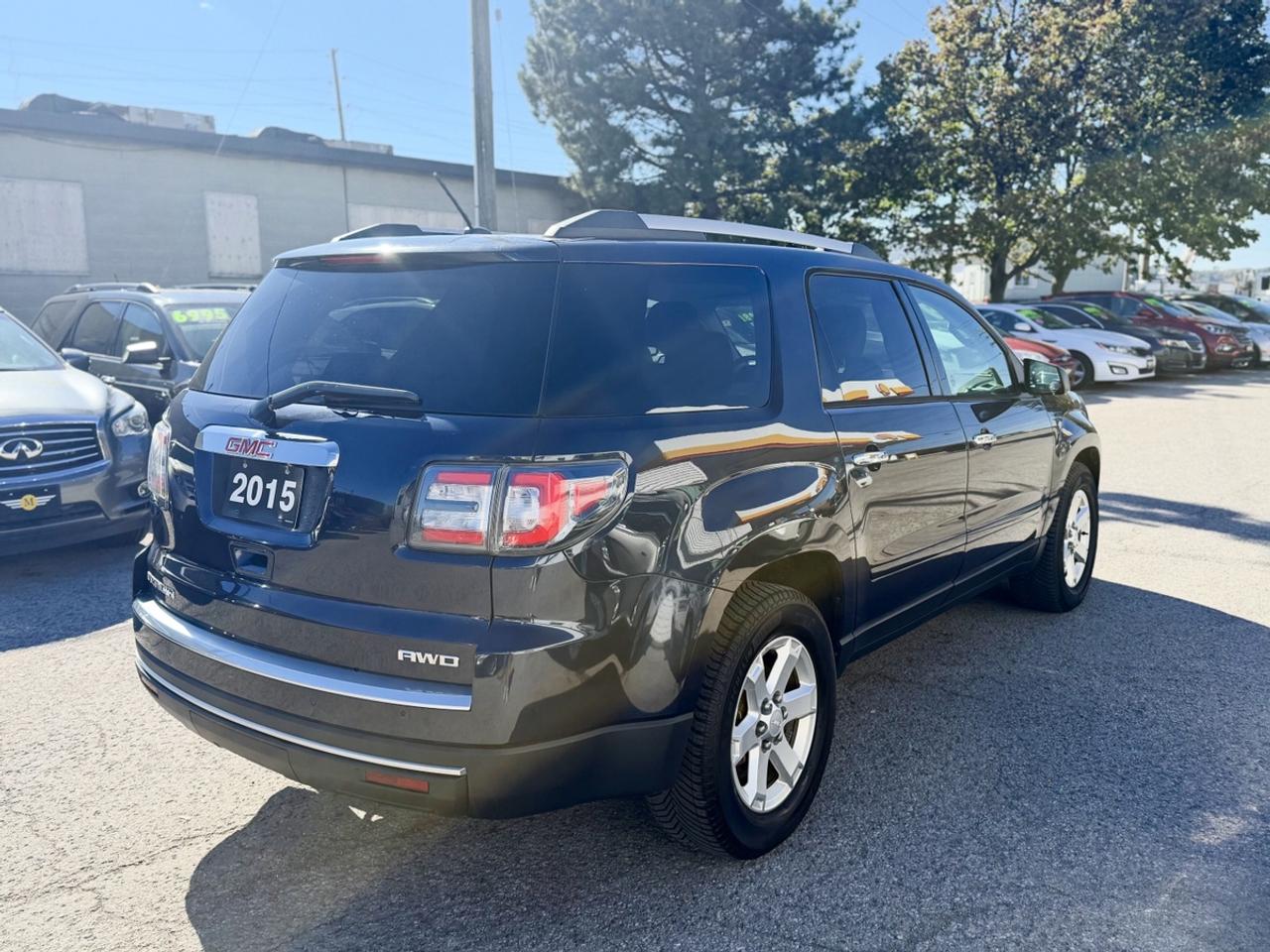 2015 GMC Acadia SLE1 - ONE OWNER VEHICLE!! Photo