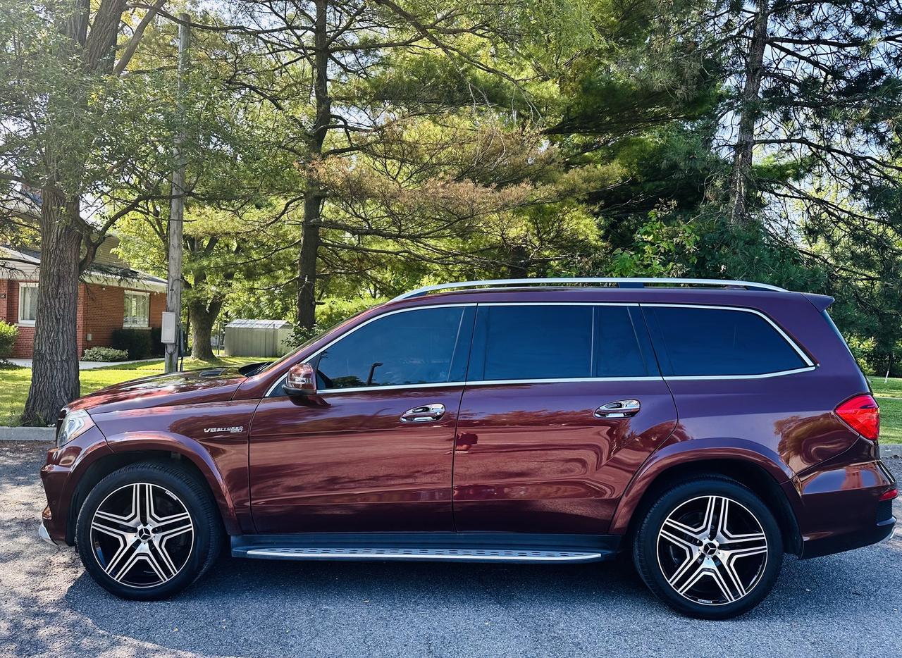 2014 Mercedes-Benz GL-550 AMG Photo