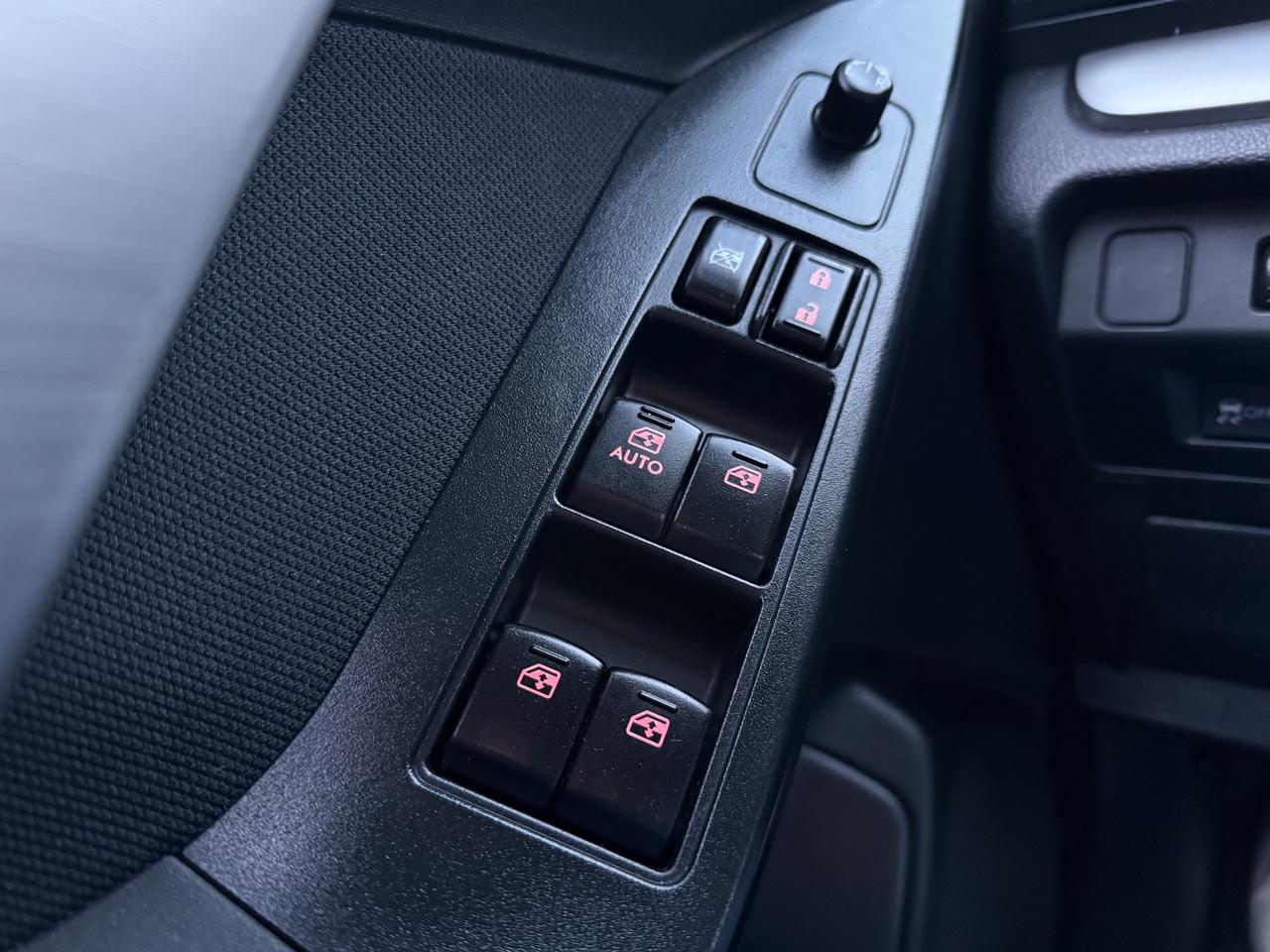 2015 Subaru Forester Limited Photo