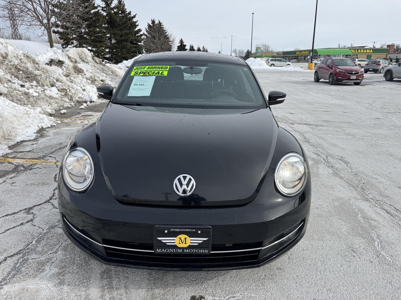 2013 Volkswagen Beetle  Photo