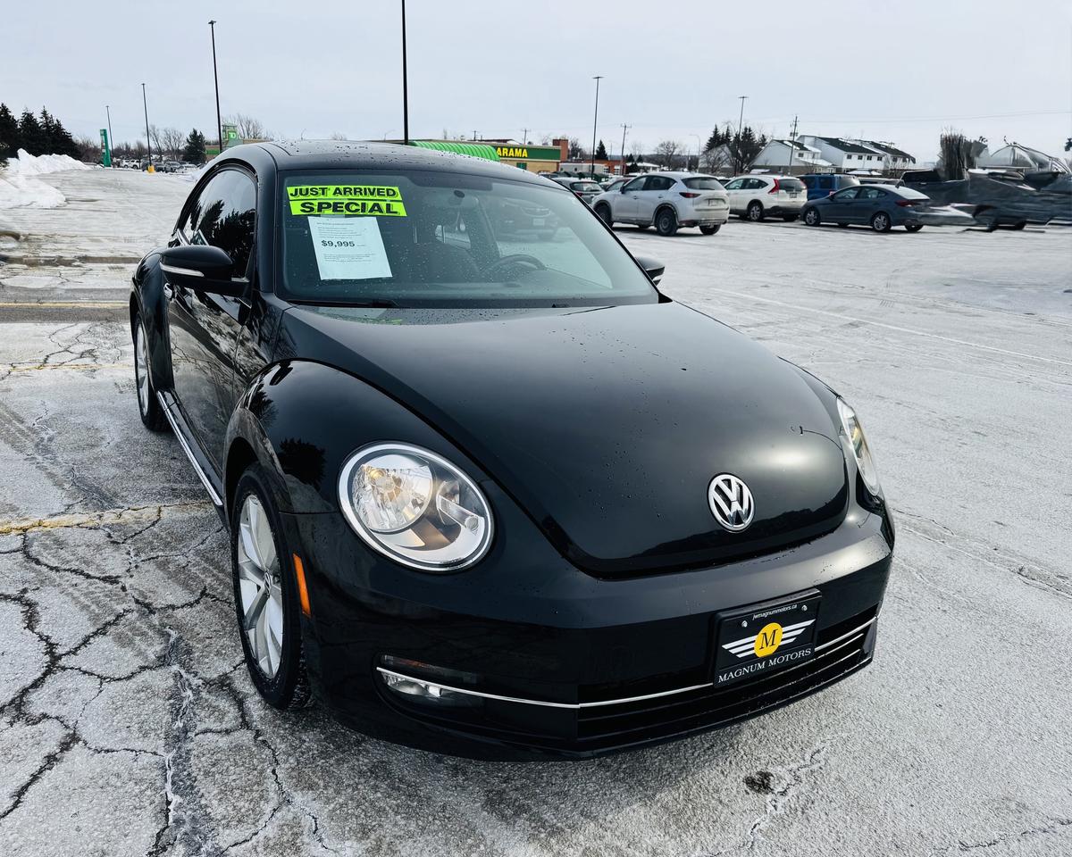 2013 Volkswagen Beetle  Photo