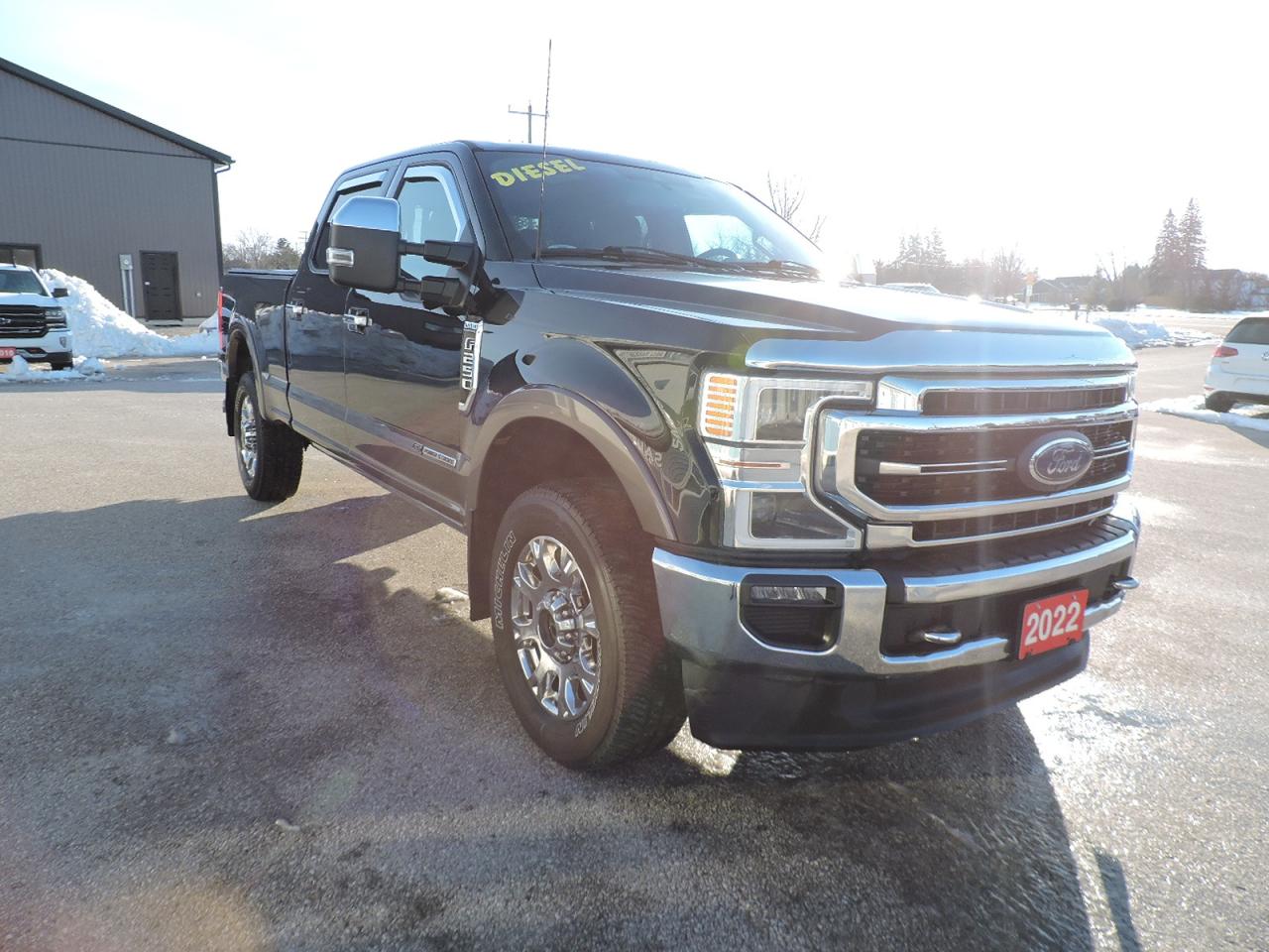 2022 Ford SUPER DUTY F-250 SRW LARIAT Diesel 4X4 Leather Sunroof Loaded 114000 KM