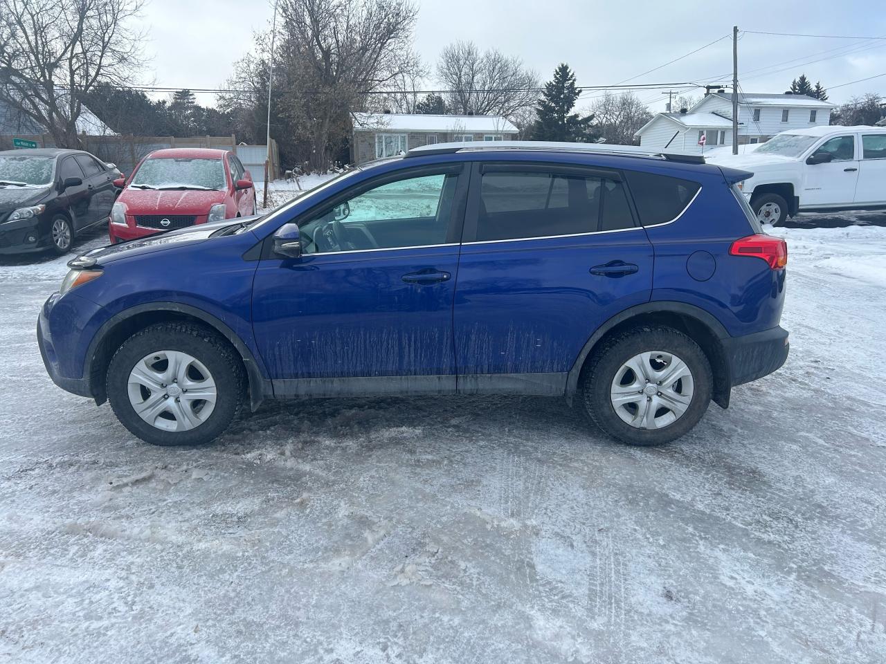 2015 Toyota RAV4 LE Photo