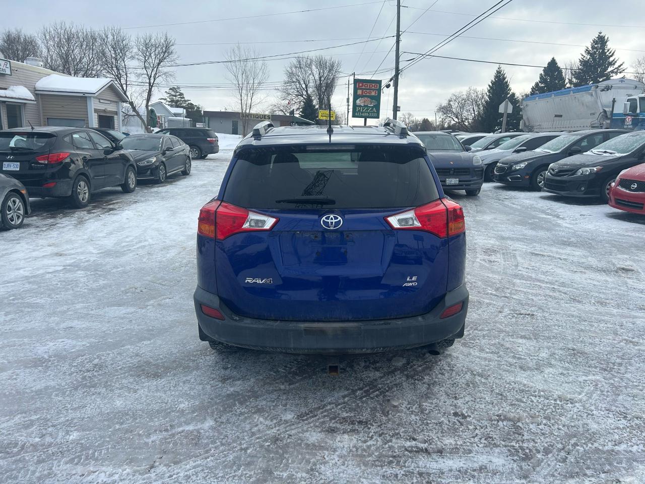 2015 Toyota RAV4 LE Photo