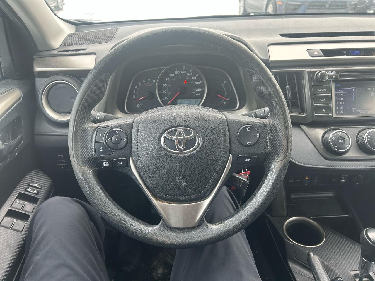 2015 Toyota RAV4 LE Photo