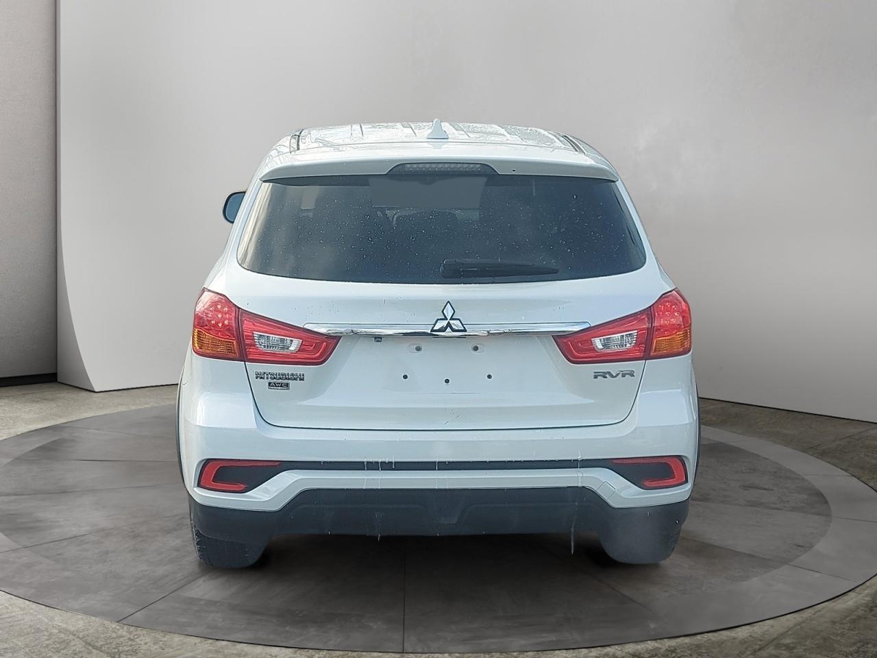 2018 Mitsubishi RVR SE Photo