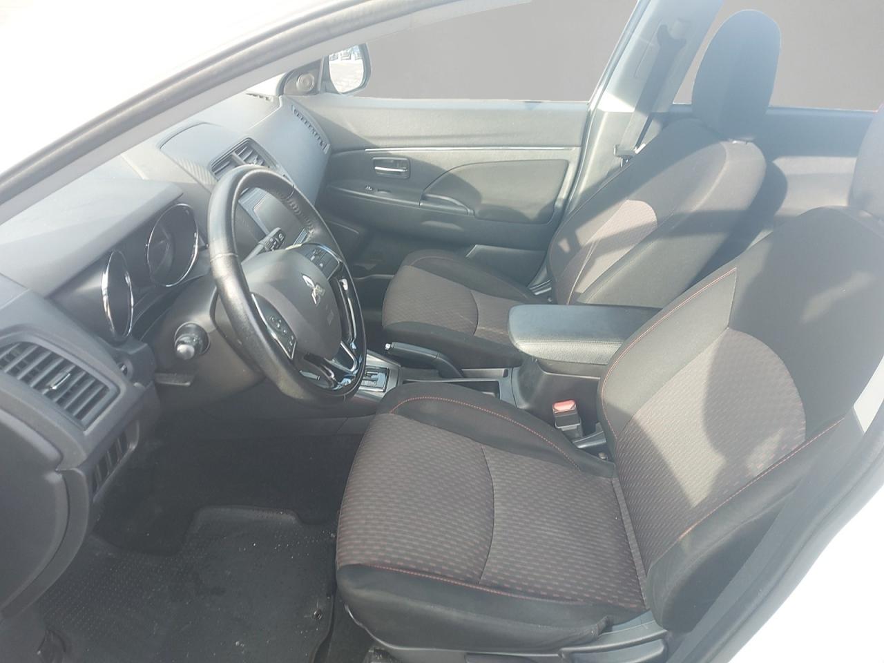 2018 Mitsubishi RVR SE Photo