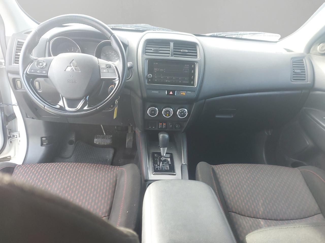 2018 Mitsubishi RVR SE Photo