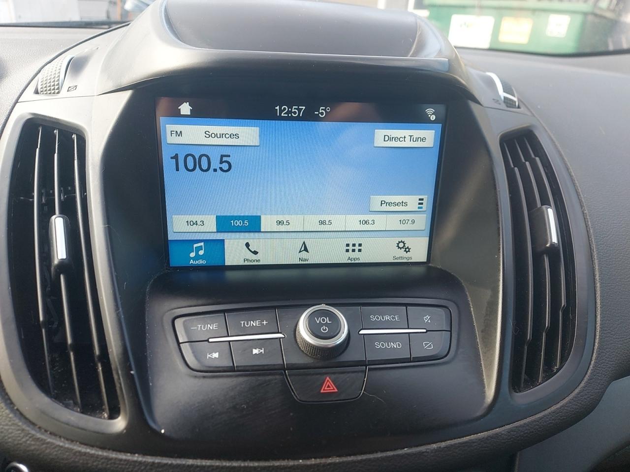 2019 Ford Escape SE Photo