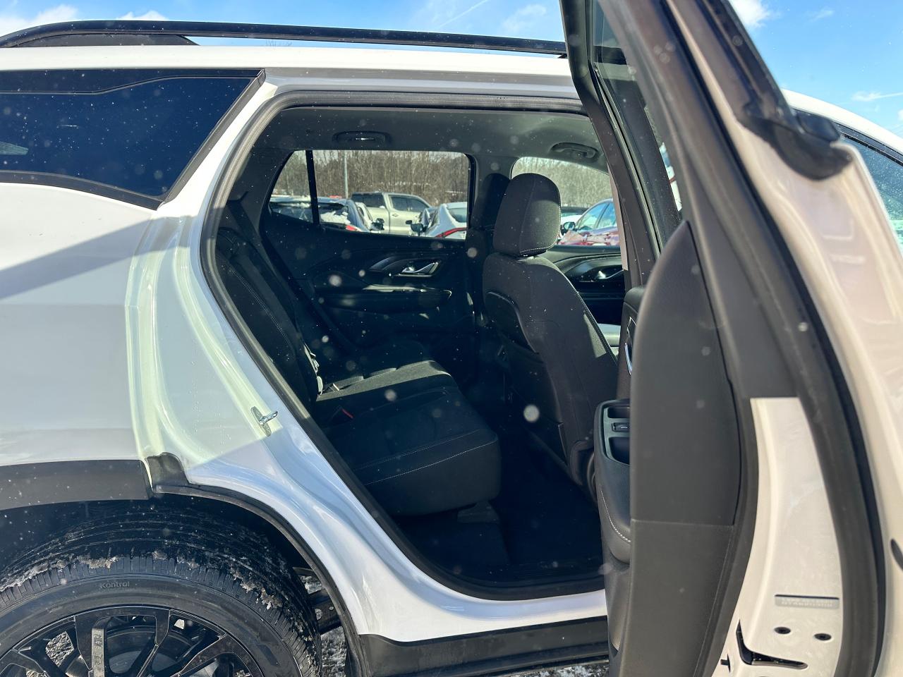 2023 GMC Terrain SLE AWD Elevation HTD-Cloth RemStart PowerGate XM Photo