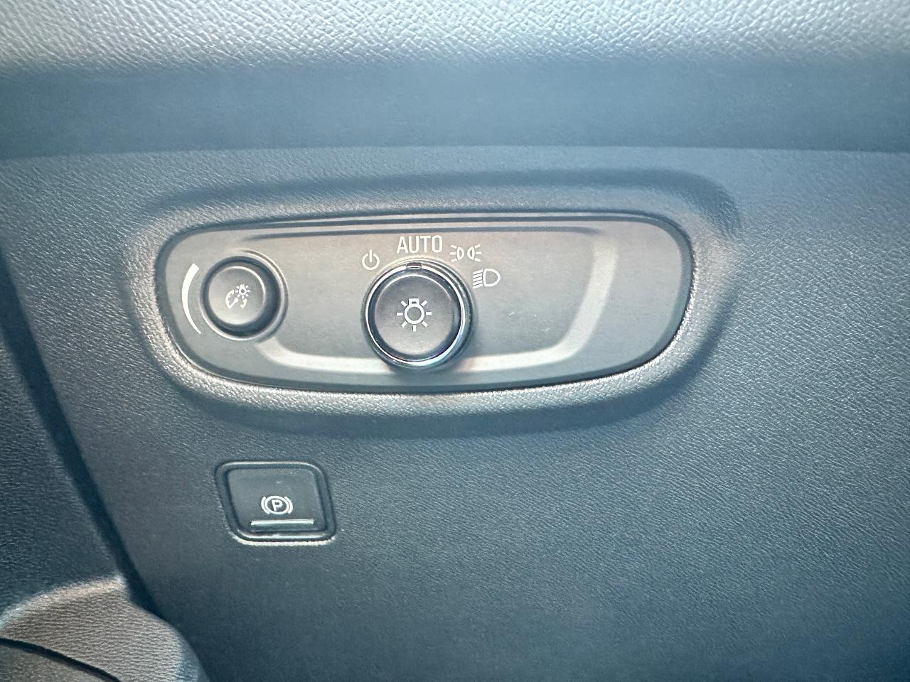 2023 GMC Terrain SLE AWD Elevation HTD-Cloth RemStart PowerGate XM Photo