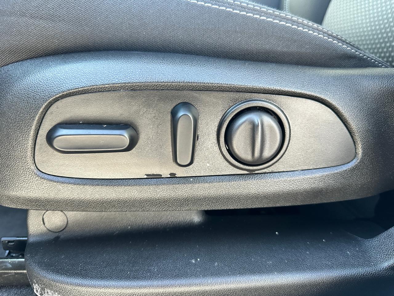 2023 GMC Terrain SLE AWD Elevation HTD-Cloth RemStart PowerGate XM Photo