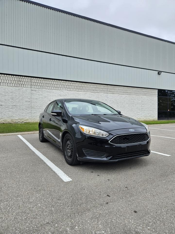 2015 Ford Focus 4DR SDN SE Photo