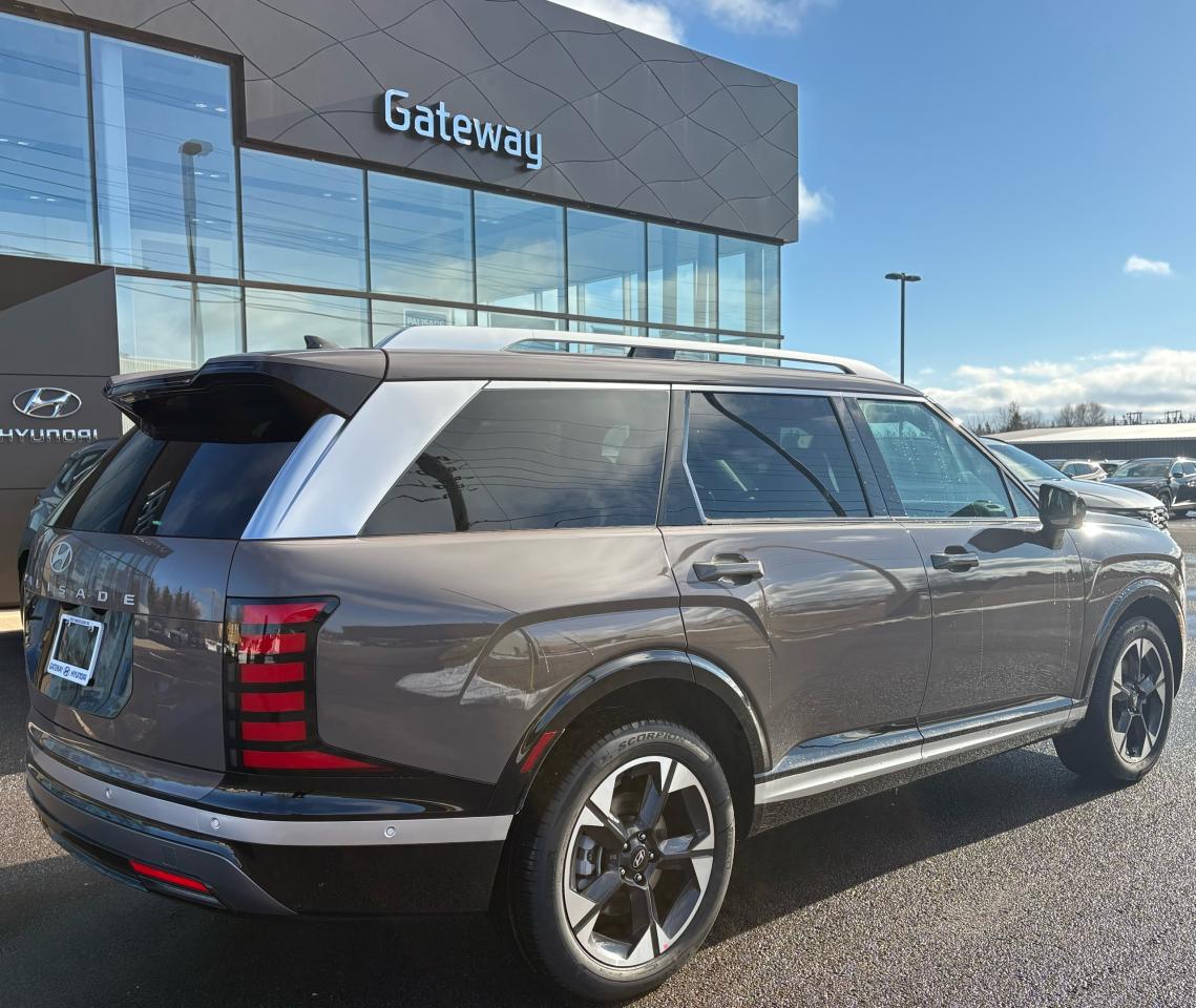 2026 Hyundai PALISADE LUXURY HEV 7 7 PASSENGERS Photo2
