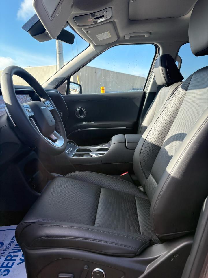 2026 Hyundai PALISADE LUXURY HEV 7 7 PASSENGERS Photo