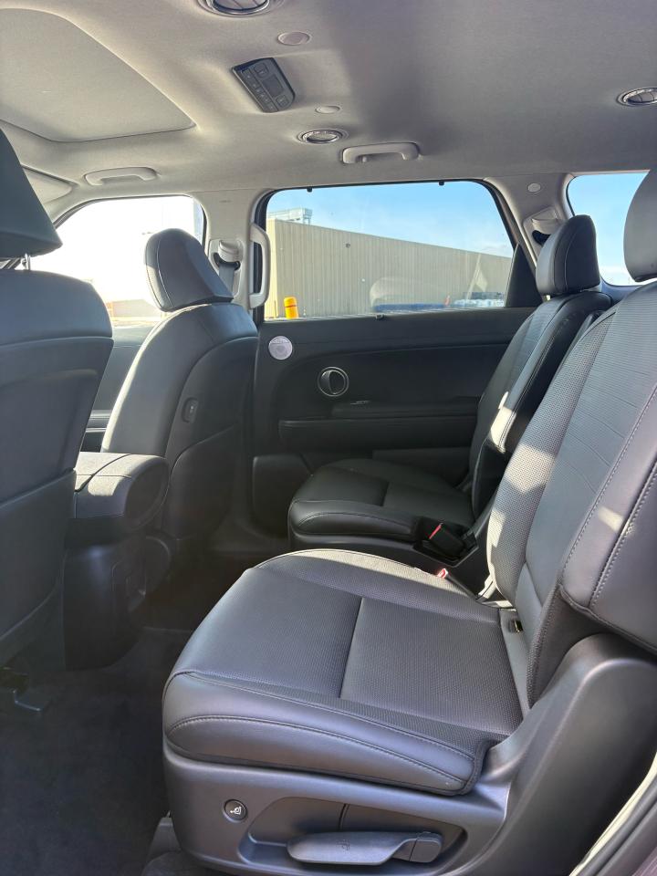 2026 Hyundai PALISADE LUXURY HEV 7 7 PASSENGERS Photo