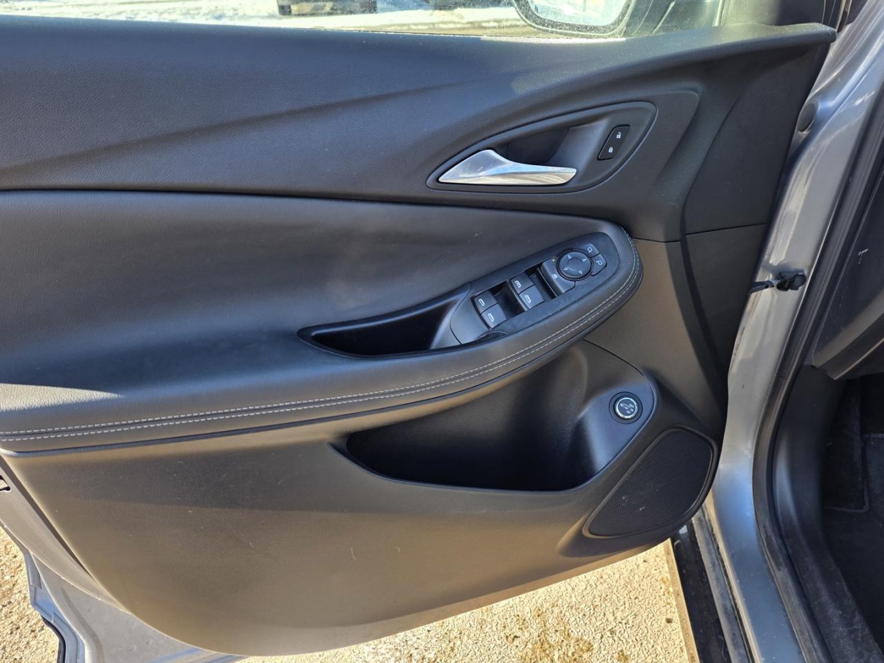 2024 Buick Encore GX Sport Touring AWD ,Remote Start Photo