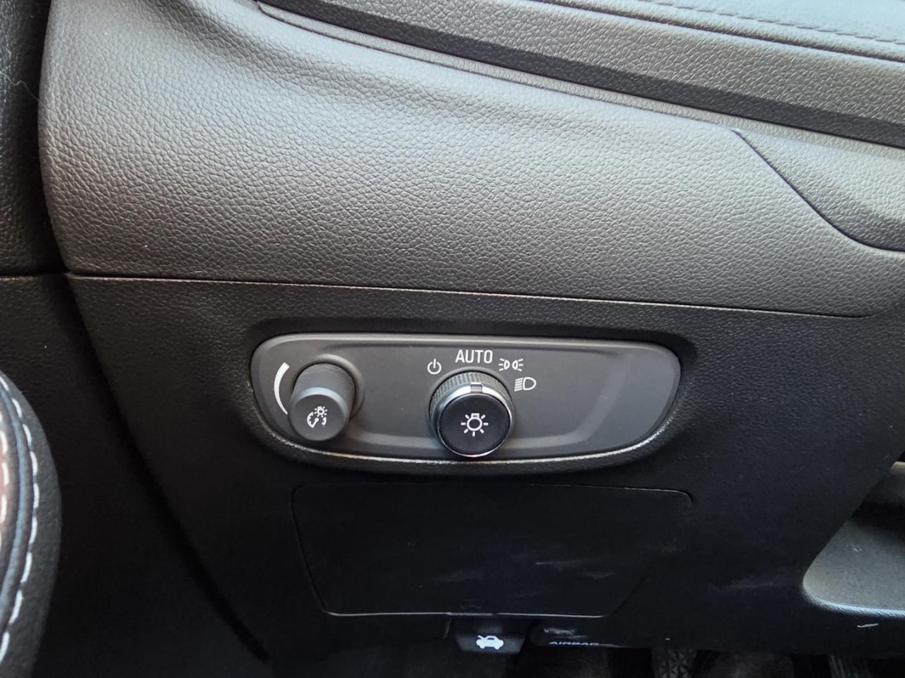 2024 Buick Encore GX Sport Touring AWD ,Remote Start Photo