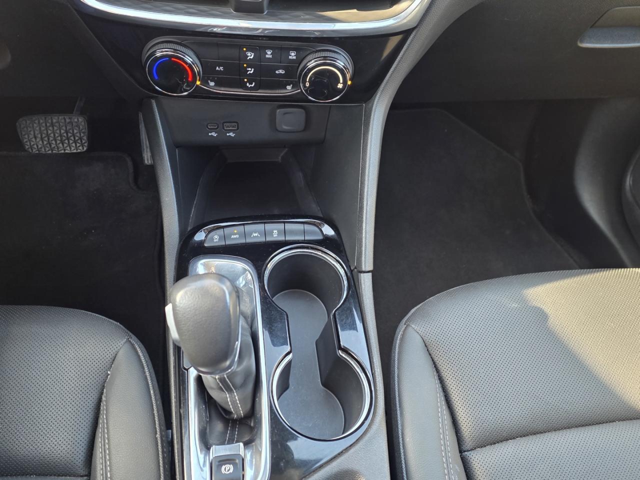 2024 Buick Encore GX Sport Touring AWD ,Remote Start Photo