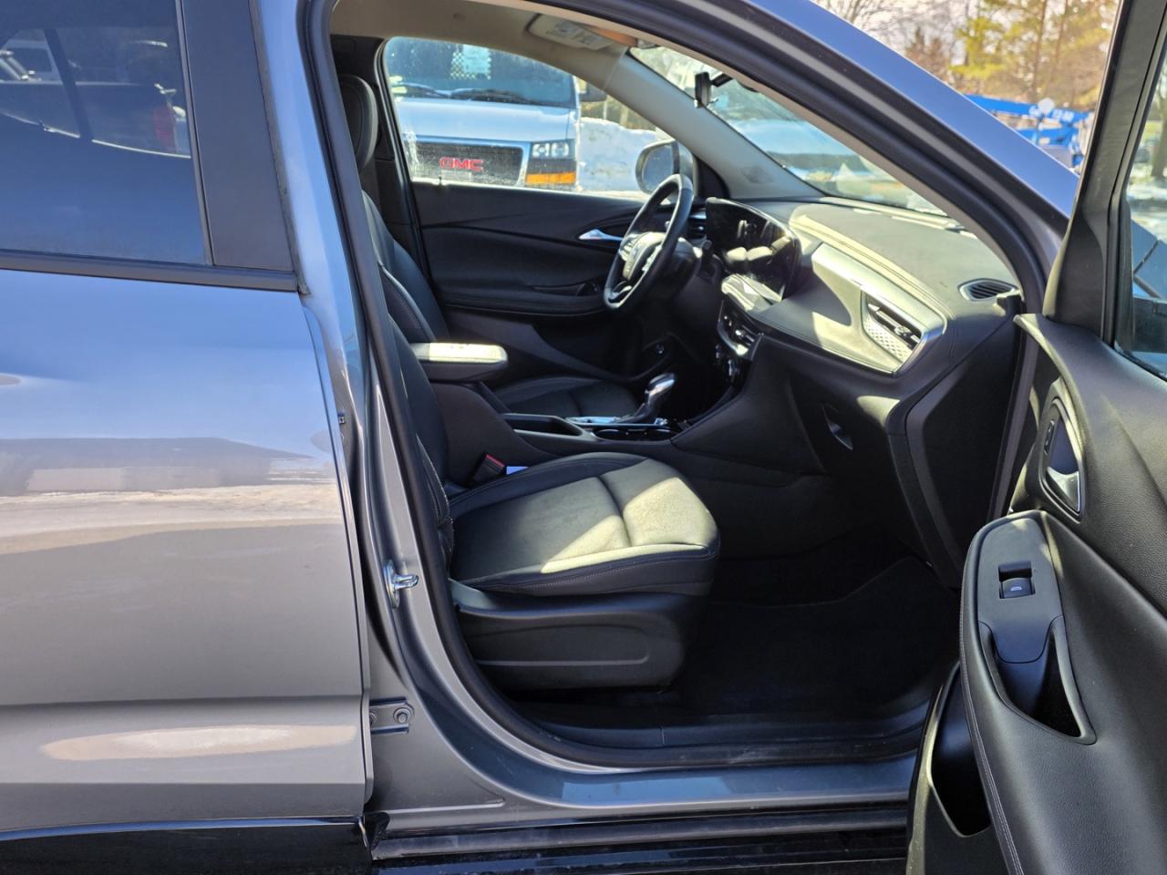 2024 Buick Encore GX Sport Touring AWD ,Remote Start Photo