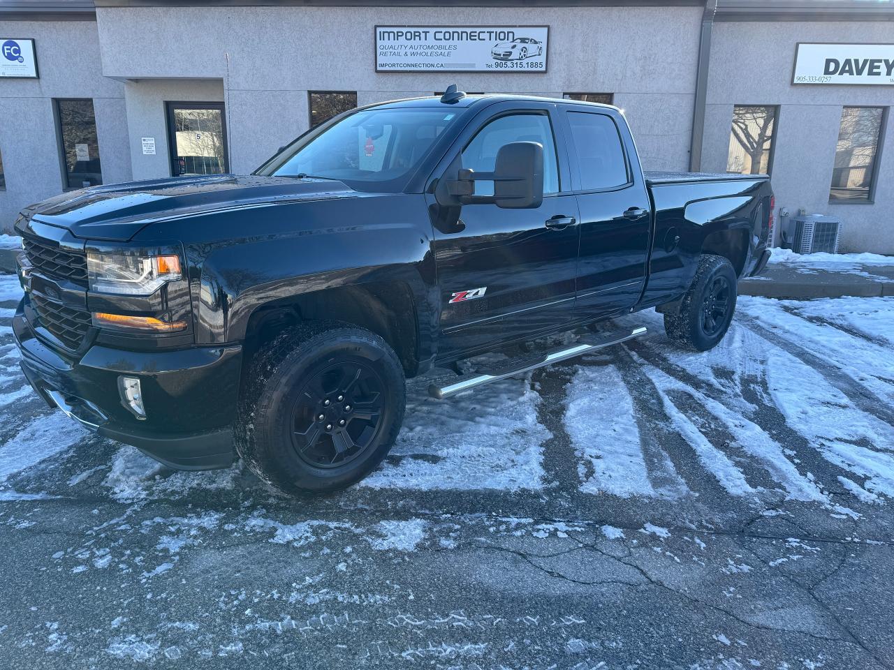2017 Chevrolet Silverado 1500 4WD DOUBLE CAB 143.5" LT W/2LT NAV!. !CERTIFIED !