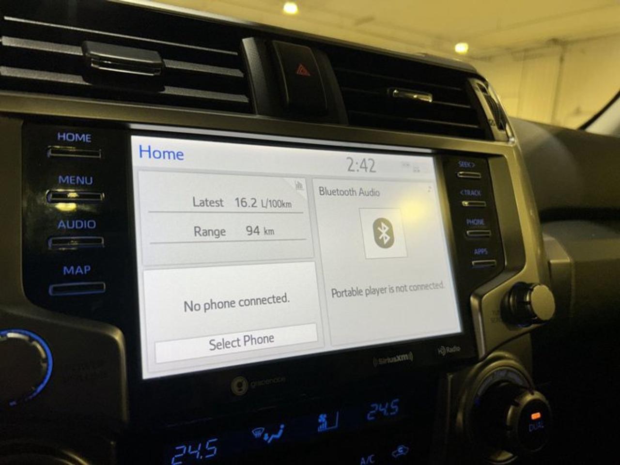 2022 Toyota 4Runner SR5 Premium 4WD | Leather Seats | 7 Passenger | One Owner | No accidents Photo