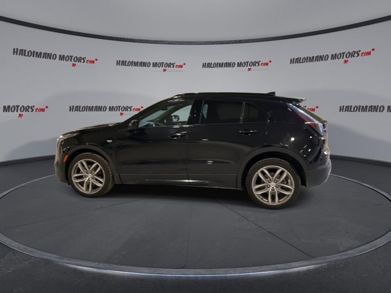 2019 Cadillac XT4 Sport AWD | Panoramic Roof | Leather |NO accidents Photo