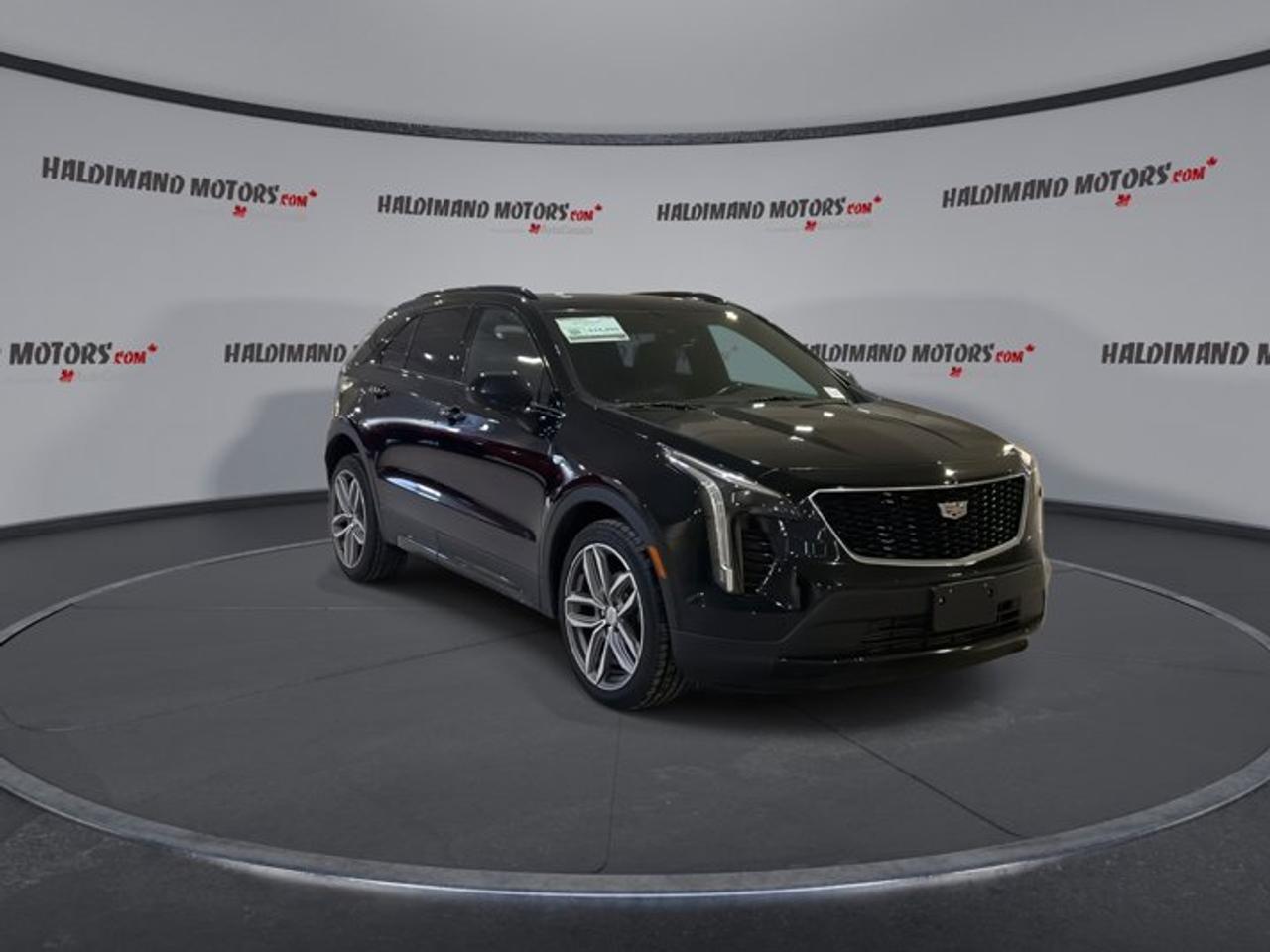 2019 Cadillac XT4 Sport AWD | Panoramic Roof | Leather |NO accidents Photo