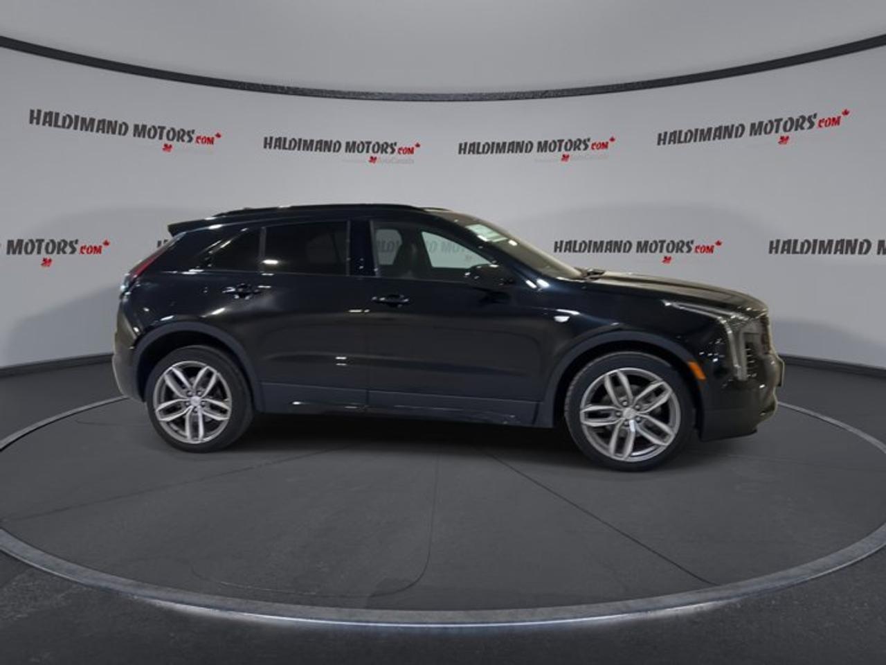 2019 Cadillac XT4 Sport AWD | Panoramic Roof | Leather |NO accidents Photo