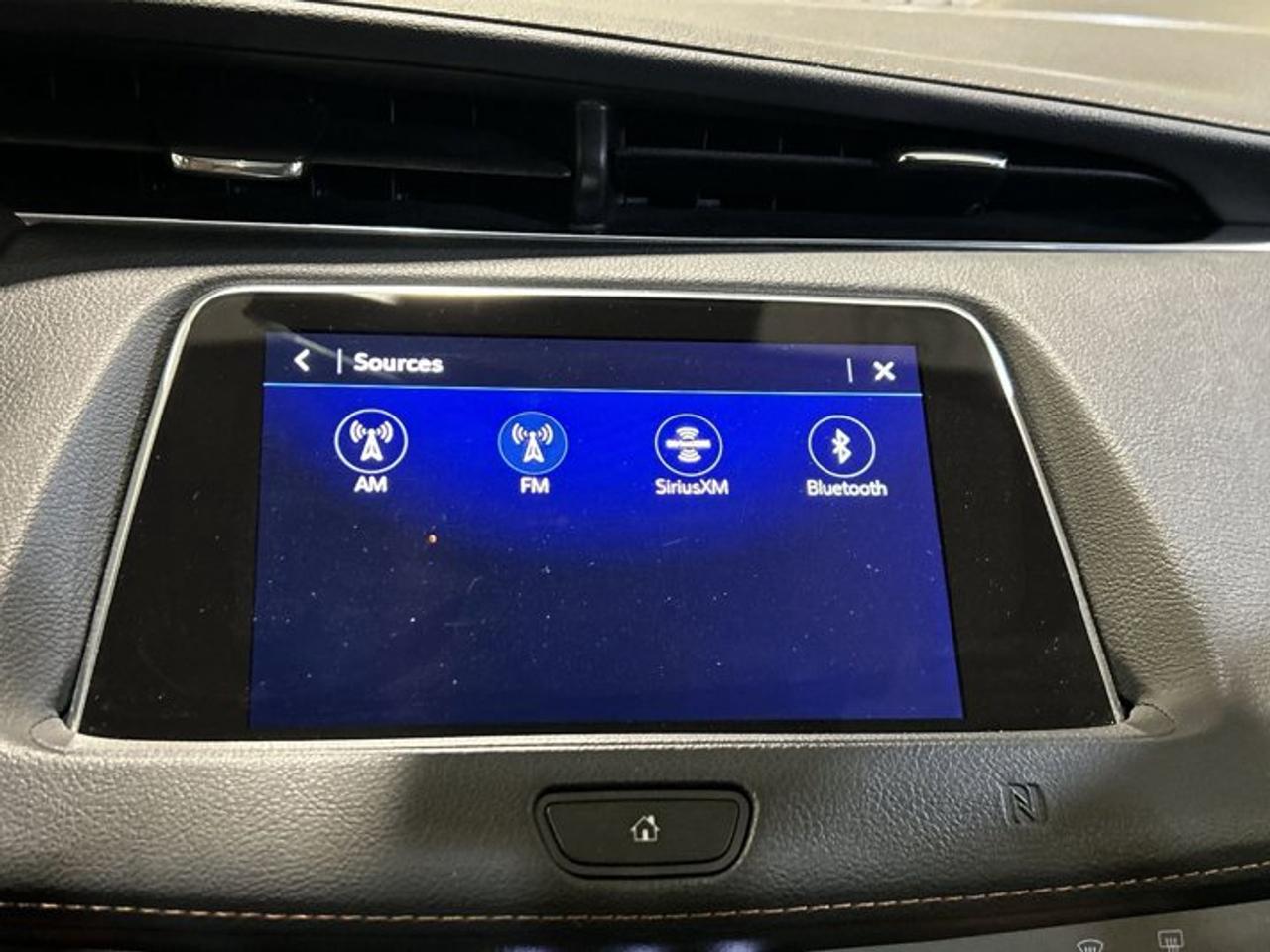 2019 Cadillac XT4 Sport AWD | Panoramic Roof | Leather |NO accidents Photo