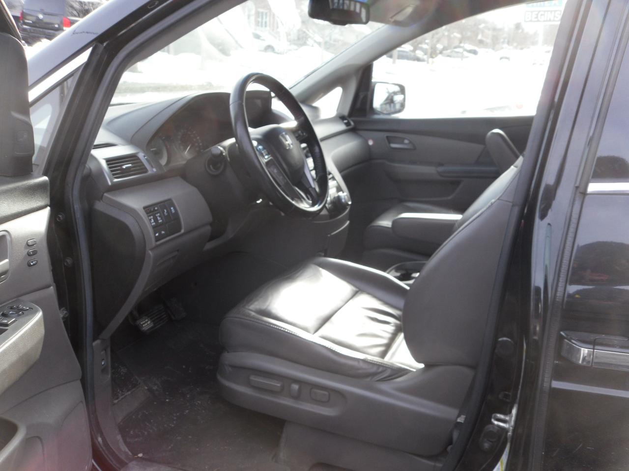 2012 Honda Odyssey 4DR WGN TOURING W/RES & NAVI Photo