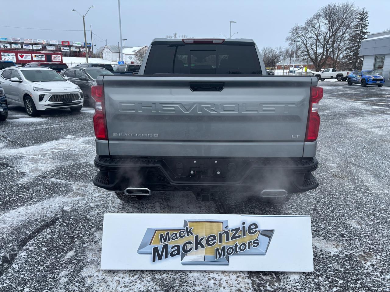 2026 Chevrolet Silverado 1500 2026 Chevrolet Silverado LT Trail Boss Crew Cab 4WD Photo