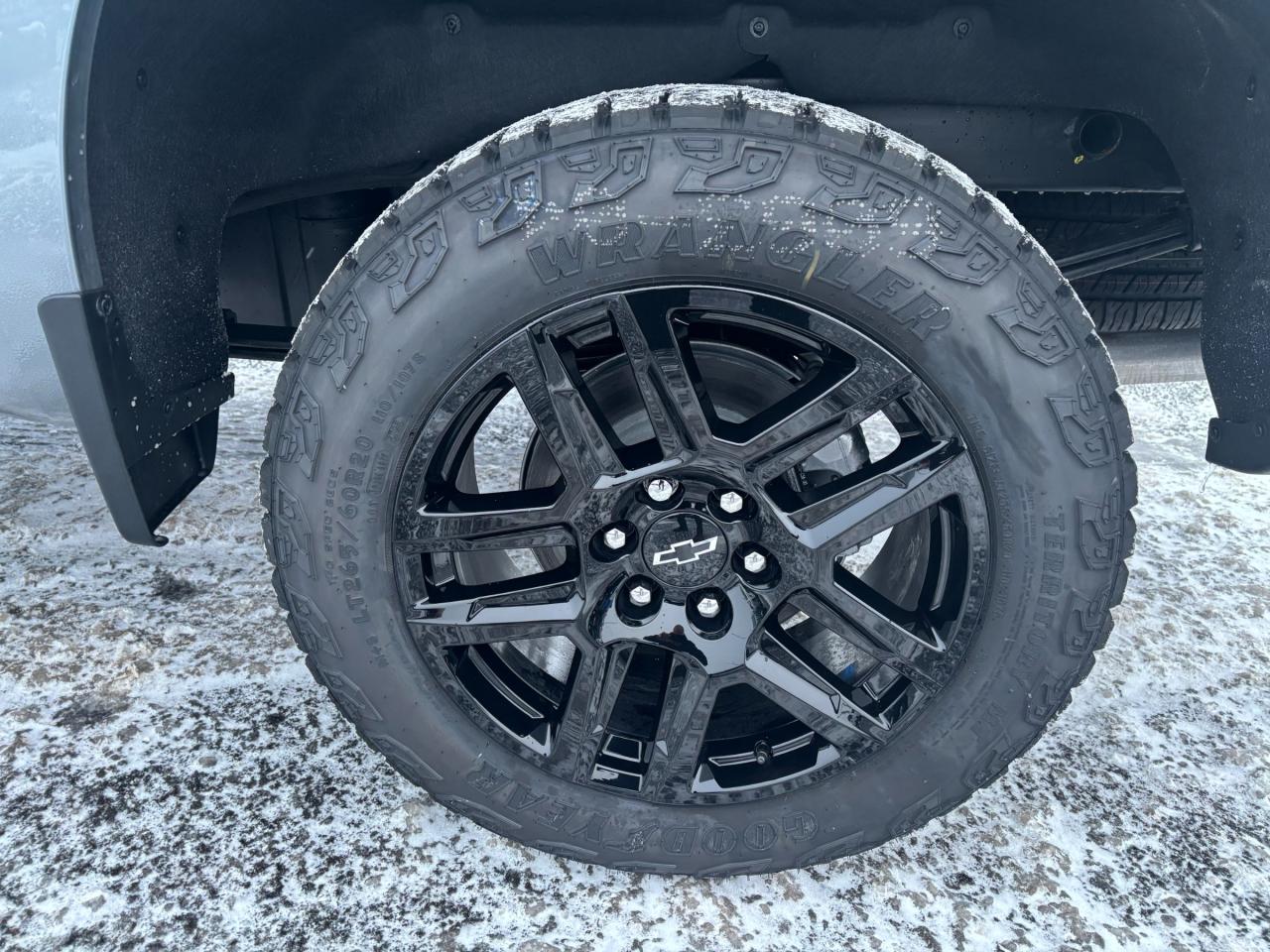 2026 Chevrolet Silverado 1500 2026 Chevrolet Silverado LT Trail Boss Crew Cab 4WD Photo