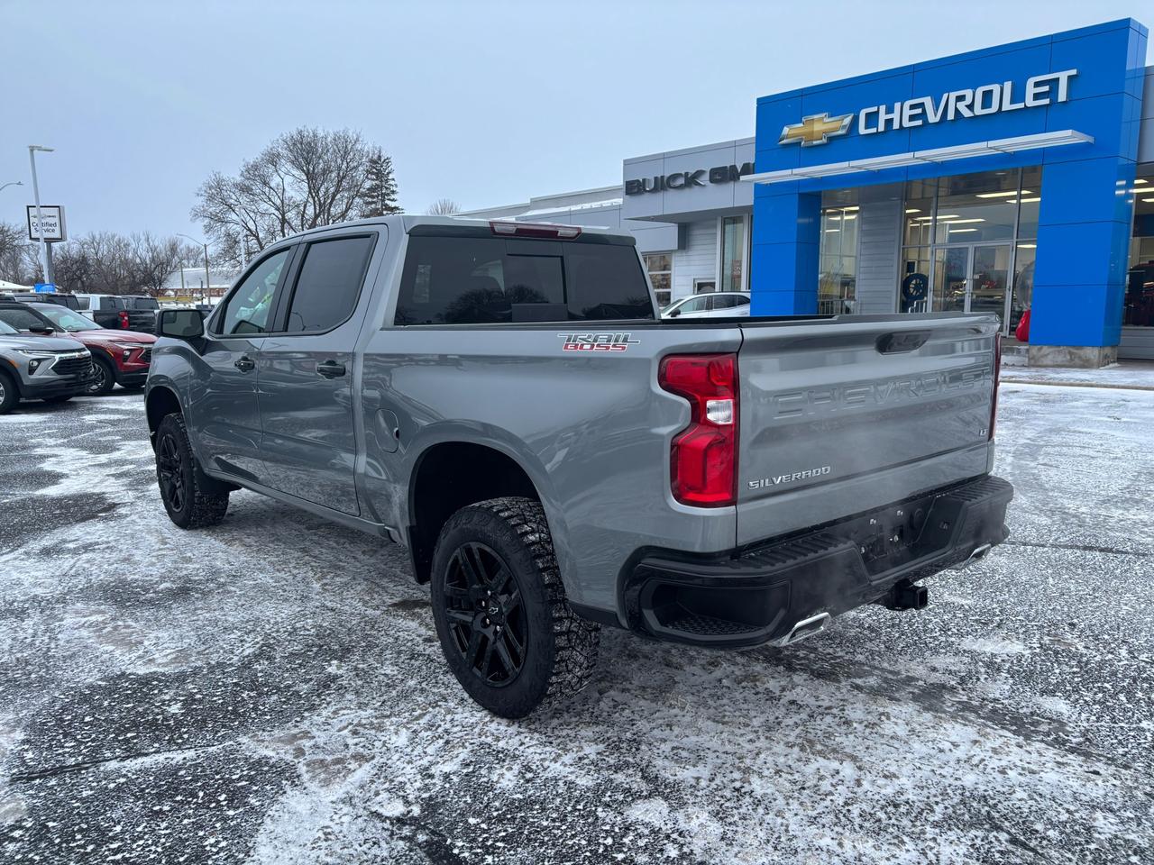 2026 Chevrolet Silverado 1500 2026 Chevrolet Silverado LT Trail Boss Crew Cab 4WD Photo