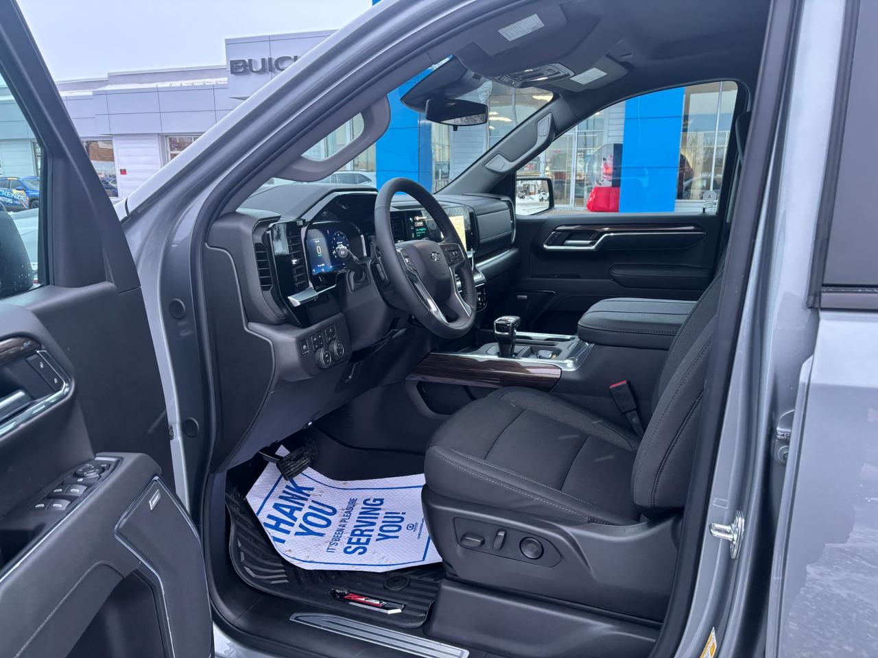 2026 Chevrolet Silverado 1500 2026 Chevrolet Silverado LT Trail Boss Crew Cab 4WD Photo