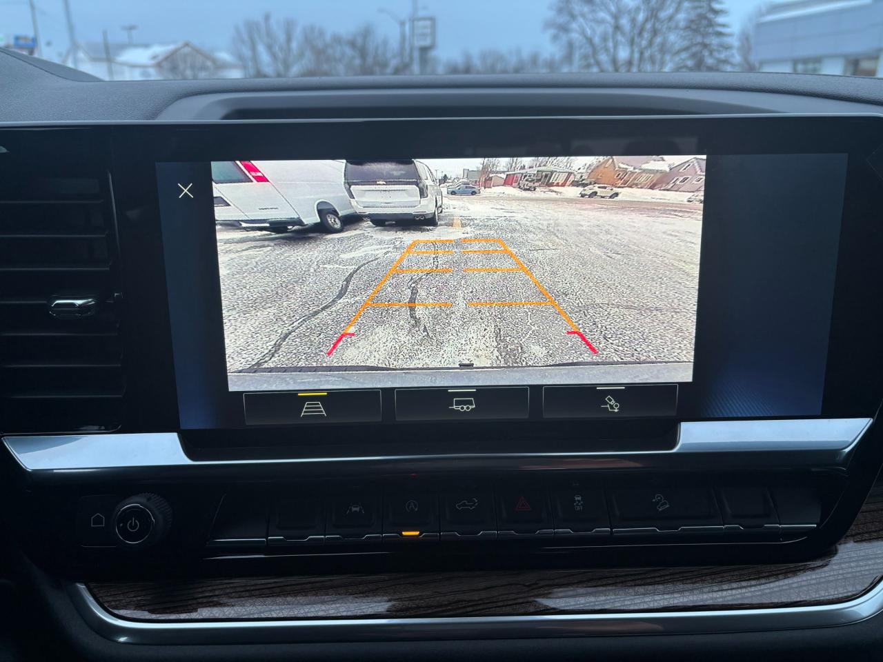 2026 Chevrolet Silverado 1500 2026 Chevrolet Silverado LT Trail Boss Crew Cab 4WD Photo