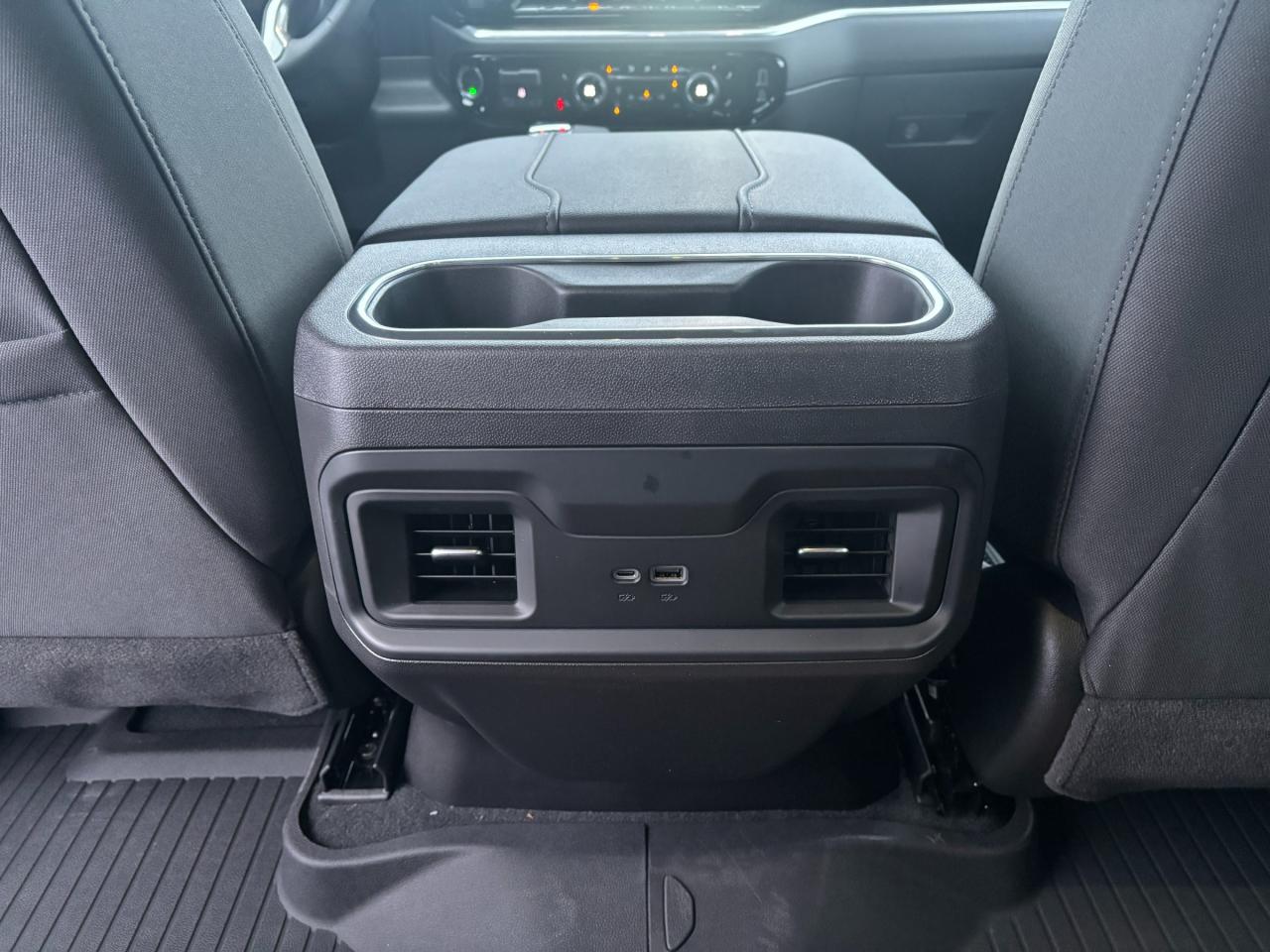 2026 Chevrolet Silverado 1500 2026 Chevrolet Silverado LT Trail Boss Crew Cab 4WD Photo