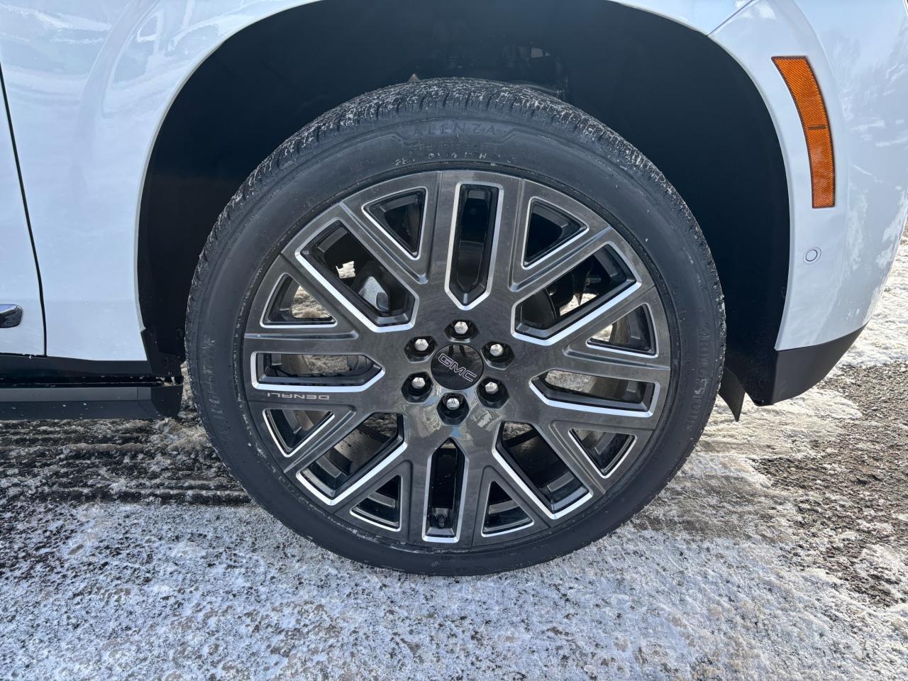 2026 GMC Yukon 2026 GMC Yukon Denali Ultimate Photo