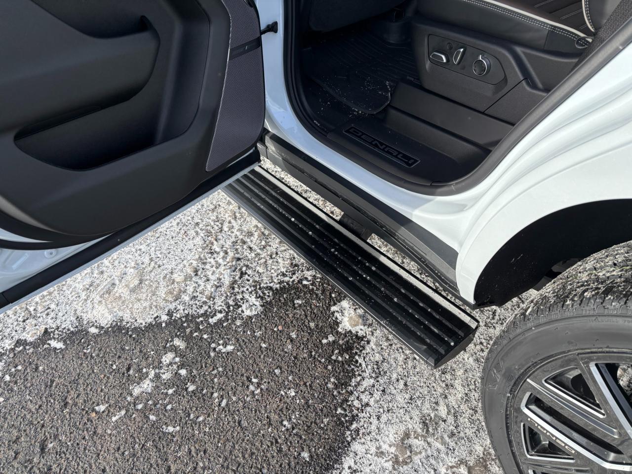 2026 GMC Yukon 2026 GMC Yukon Denali Ultimate Photo