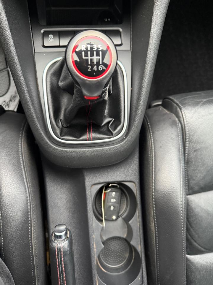 2013 Volkswagen Golf wolfsburg edition Photo