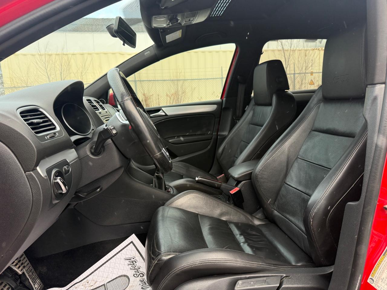 2013 Volkswagen Golf wolfsburg edition Photo