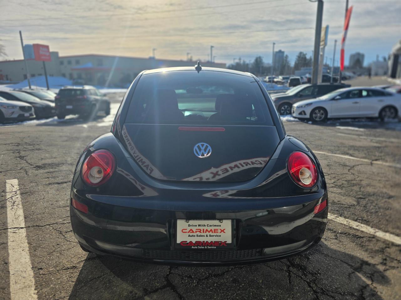 2010 Volkswagen New Beetle 2.5L Comfortline Leather | Sunroof | Heated Seats | Photo